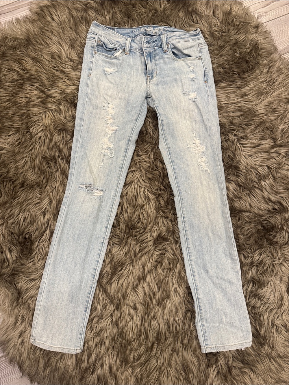 American Eagle Outfitters Light Blue Ripped Skinny Jeans